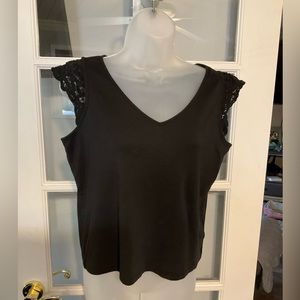 Lauren Ralph Lauren black top. Large Detailed cap sleeve